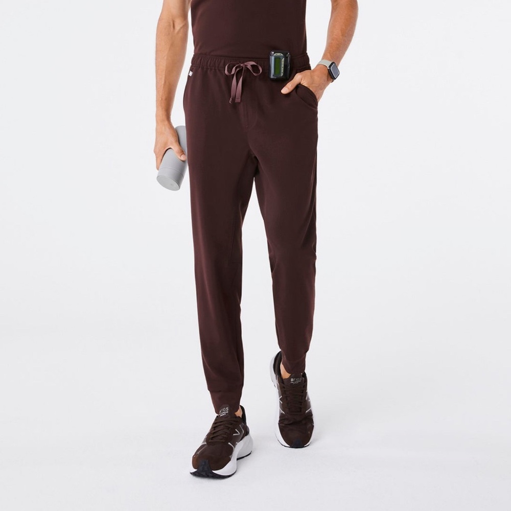 Mens Figs Tansen Jogger Scrub pants, medium, in espresso